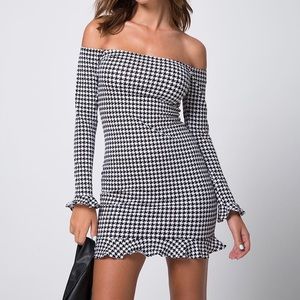 NWT Motel Jazzie Off Shoulder Dogstooth Dress